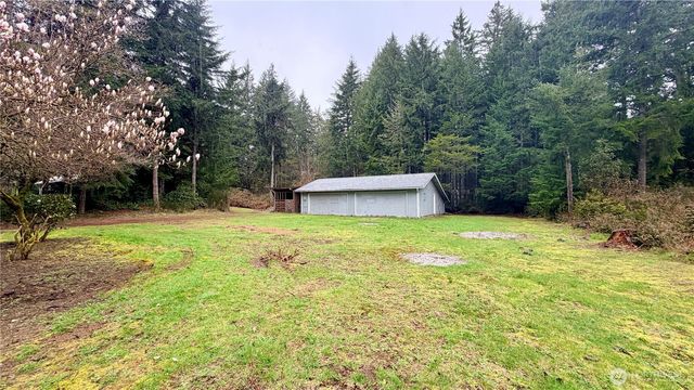 11 Webb Road SW, Lakebay, WA 98349