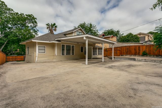 638 PATTERSON AVE, Alamo Heights, TX 78209
