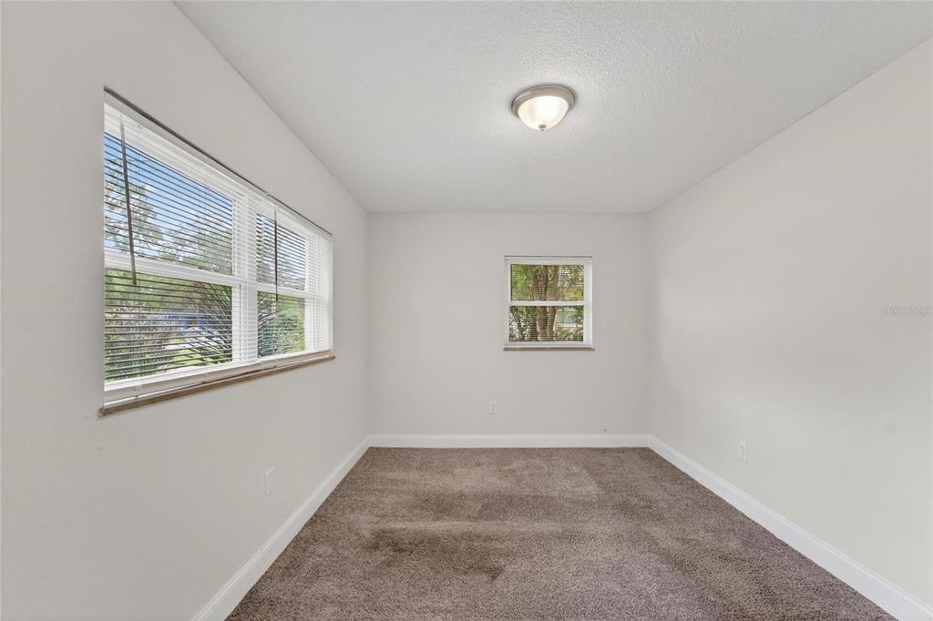 Image 20 of property listing at 3009 E FERN STREET, Tampa, FL 33610