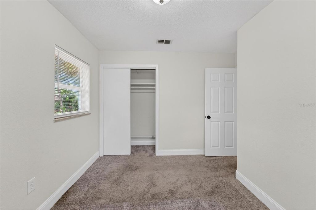 Image 27 of property listing at 3009 E FERN STREET, Tampa, FL 33610