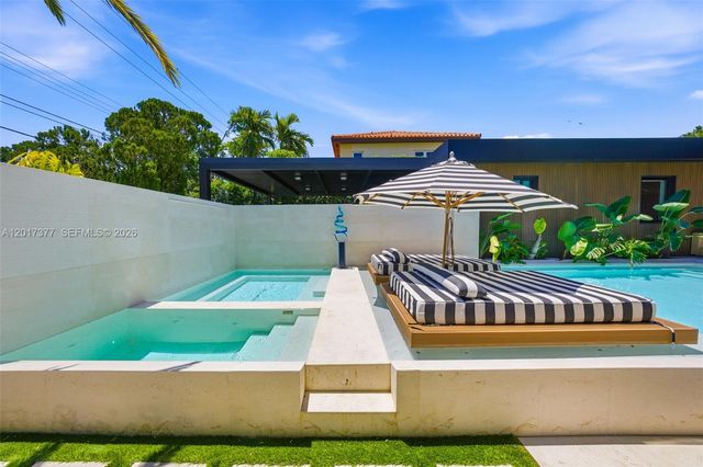 5750 La Gorce Dr, Miami Beach, FL 33140