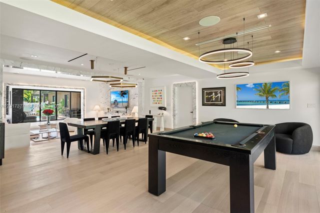 5750 La Gorce Dr, Miami Beach, FL 33140