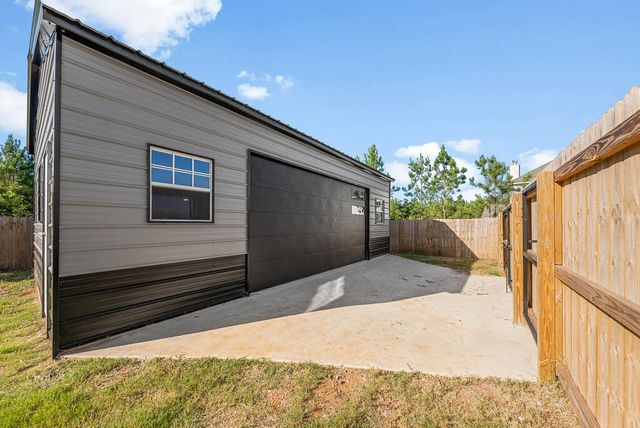 35 Hawkeye Trail, Fortson, GA 31808