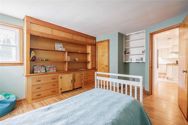 21 Edmonton Road, Rochester, NY 14609