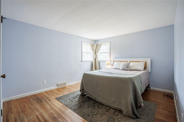 21 Edmonton Road, Rochester, NY 14609