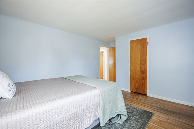 21 Edmonton Road, Rochester, NY 14609