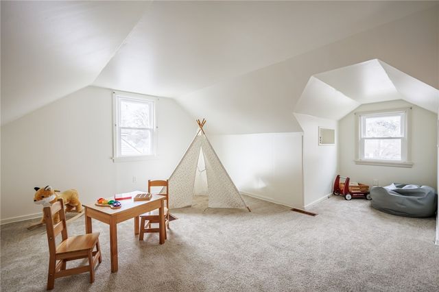 21 Edmonton Road, Rochester, NY 14609