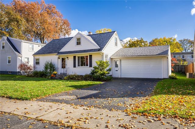 21 Edmonton Road, Rochester, NY 14609