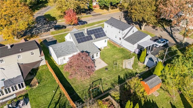 21 Edmonton Road, Rochester, NY 14609