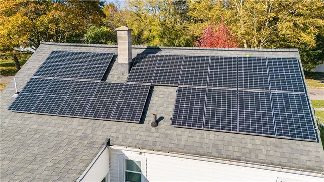 21 Edmonton Road, Rochester, NY 14609