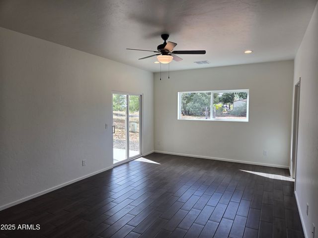 742 S Meadowood Lane, Sierra Vista, AZ 85635