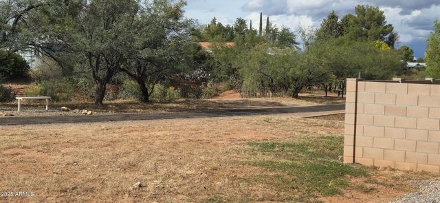 742 S Meadowood Lane, Sierra Vista, AZ 85635