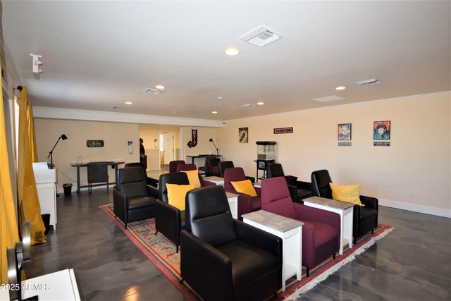 742 S Meadowood Lane, Sierra Vista, AZ 85635