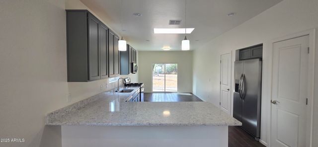 742 S Meadowood Lane, Sierra Vista, AZ 85635