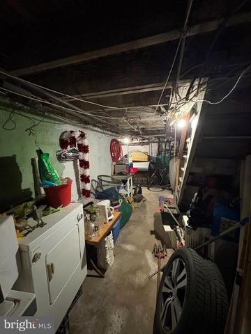 2419 UPLAND ST, Chester, PA 19013