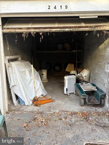 2419 UPLAND ST, Chester, PA 19013