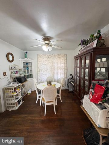 2419 UPLAND ST, Chester, PA 19013