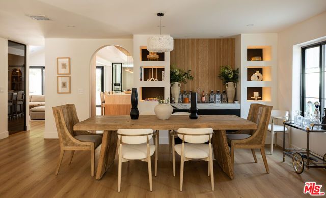 22269 Avenue San Luis, Los Angeles, CA 91364