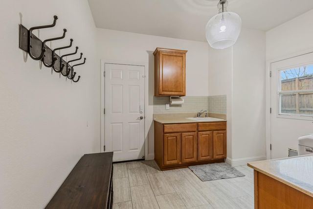 2249 Nolen Dr, Lincoln, CA 95648