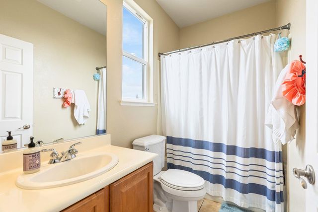 2249 Nolen Dr, Lincoln, CA 95648