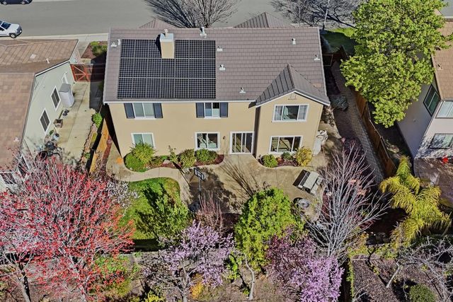 2249 Nolen Dr, Lincoln, CA 95648