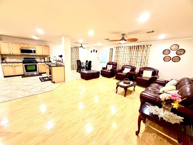 18314 Thicket Grove Road, Houston, TX 77084