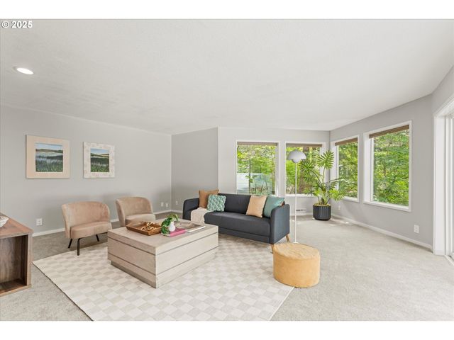 48 EAGLE CREST Dr 3D, Lake Oswego, OR 97035