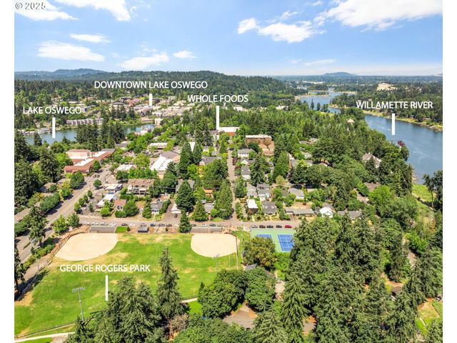 48 EAGLE CREST Dr 3D, Lake Oswego, OR 97035