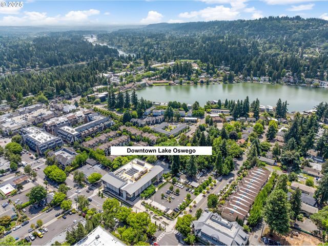 48 EAGLE CREST Dr 3D, Lake Oswego, OR 97035