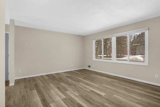 3958 Riverton Avenue, Eagan, MN 55122