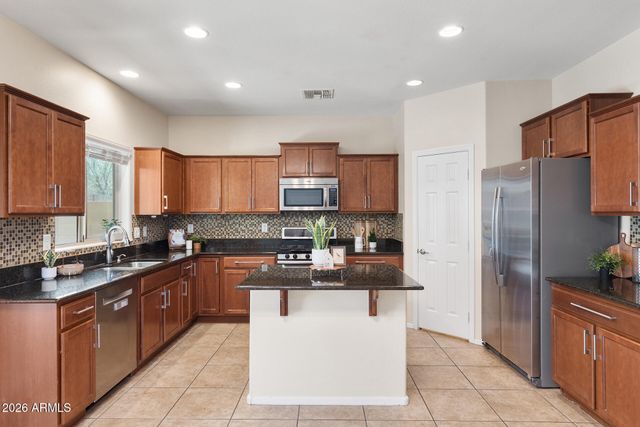 5440 W HOBBY HORSE Drive, Phoenix, AZ 85083