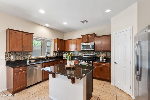 5440 W HOBBY HORSE Drive, Phoenix, AZ 85083