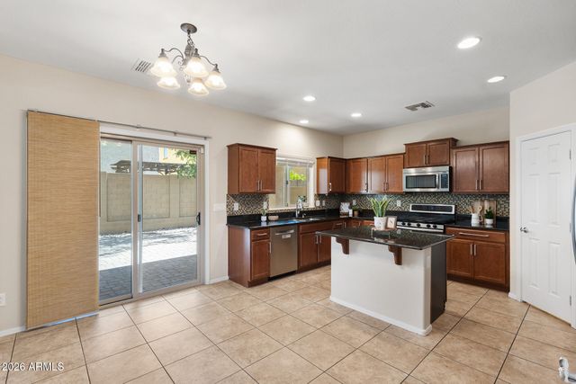 5440 W HOBBY HORSE Drive, Phoenix, AZ 85083