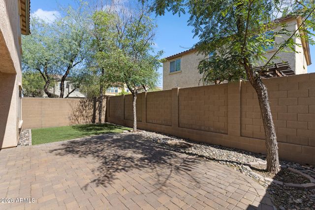 5440 W HOBBY HORSE Drive, Phoenix, AZ 85083