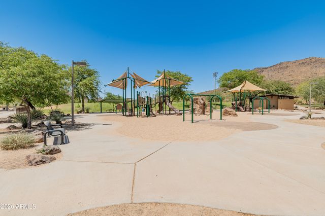 5440 W HOBBY HORSE Drive, Phoenix, AZ 85083