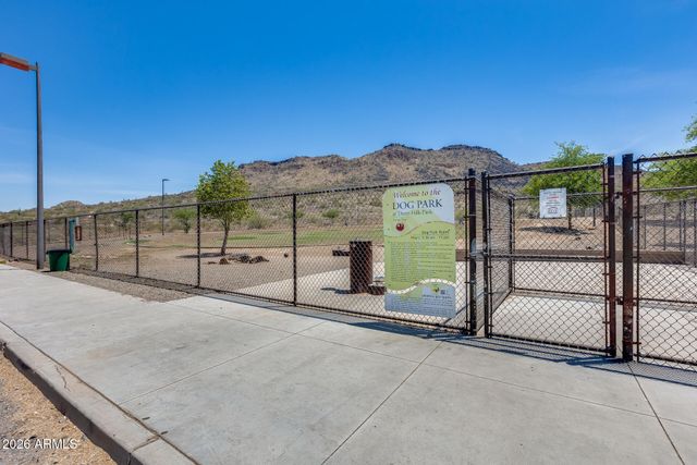 5440 W HOBBY HORSE Drive, Phoenix, AZ 85083