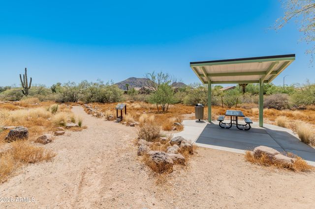 5440 W HOBBY HORSE Drive, Phoenix, AZ 85083