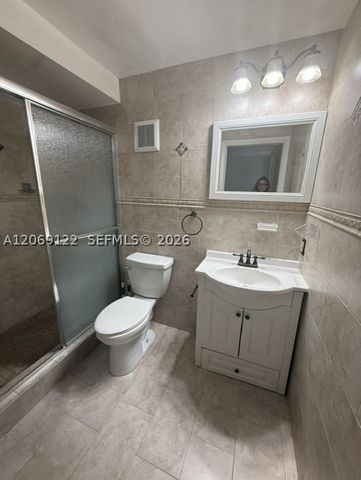 8420 SW 133rd Ave Rd 201, Miami, FL 33183