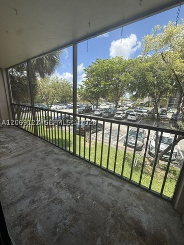 8420 SW 133rd Ave Rd 201, Miami, FL 33183