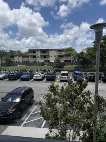 8420 SW 133rd Ave Rd 201, Miami, FL 33183