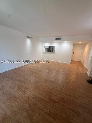 8420 SW 133rd Ave Rd 201, Miami, FL 33183