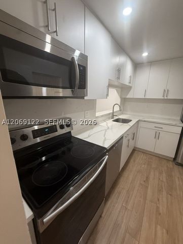 8420 SW 133rd Ave Rd 201, Miami, FL 33183