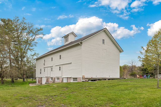 24 Tryon Farm Lane, Michigan City, IN 46360