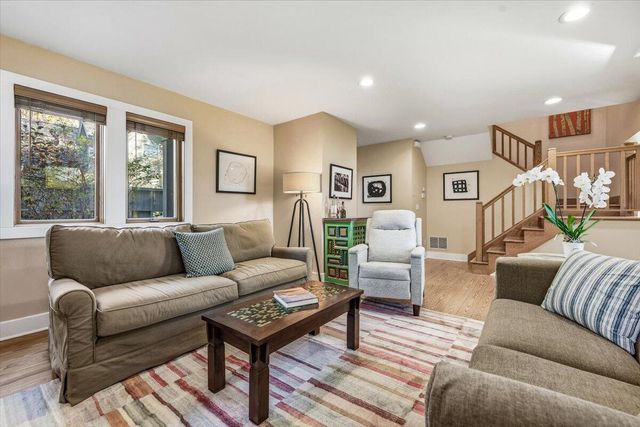 24 Tryon Farm Lane, Michigan City, IN 46360