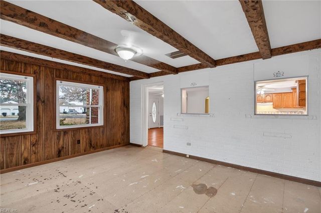 475 Fox Hill RD, Hampton, VA 23664