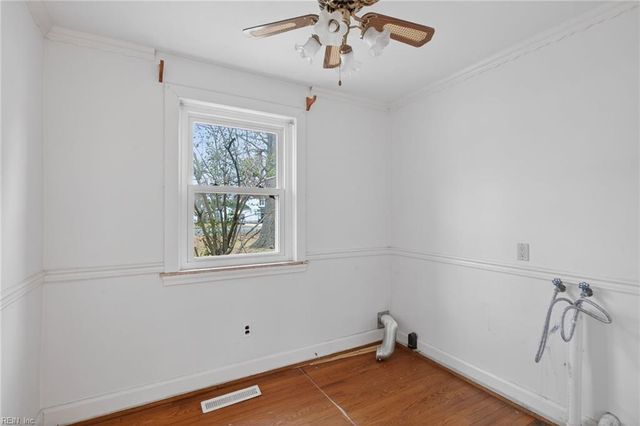 475 Fox Hill RD, Hampton, VA 23664