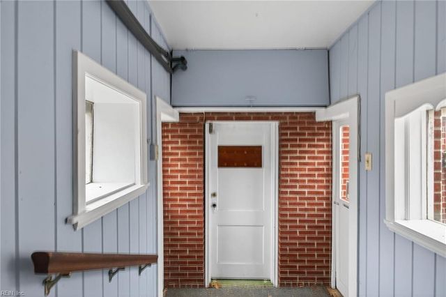 475 Fox Hill RD, Hampton, VA 23664