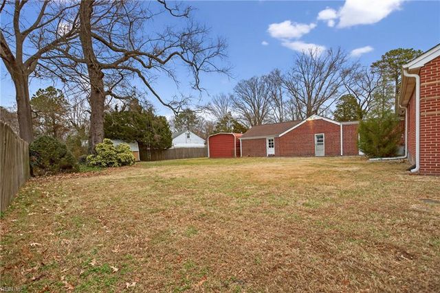 475 Fox Hill RD, Hampton, VA 23664