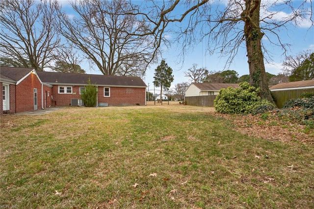 475 Fox Hill RD, Hampton, VA 23664
