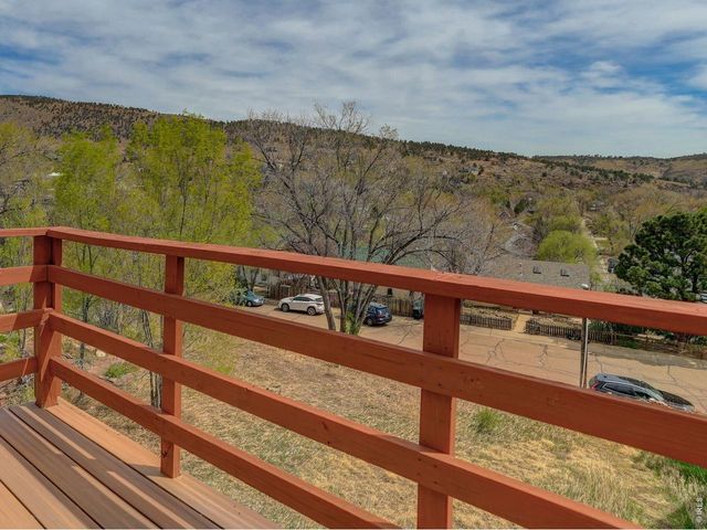 215 Ewald Ave, Lyons, CO 80540